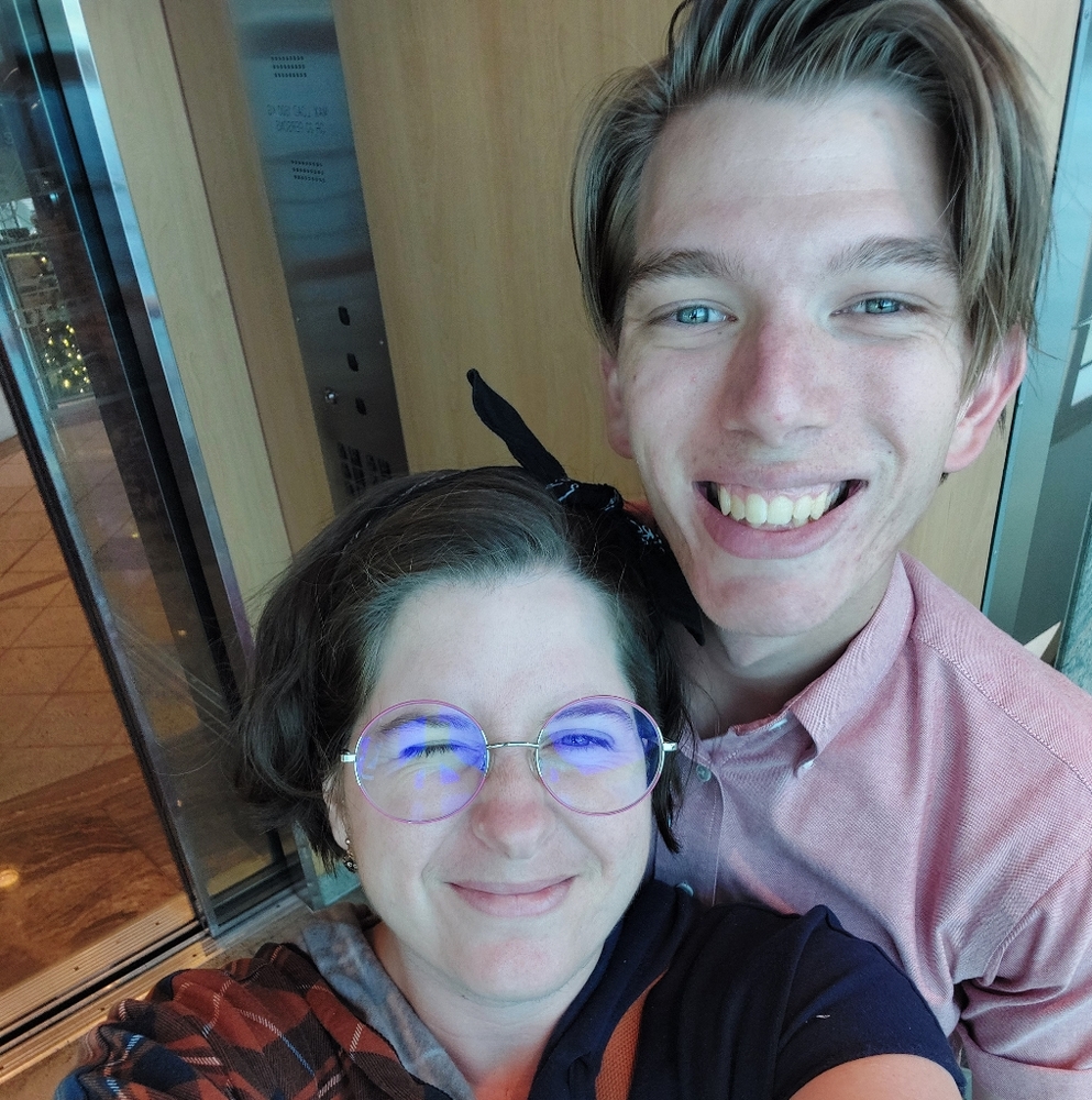 Meet your Posher, Christine